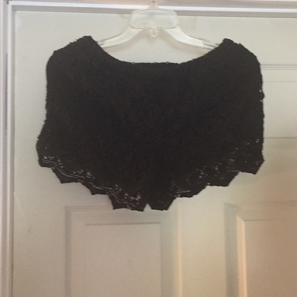 Cream colored lace shorts. Also in black $15 each - Picture 2 of 2